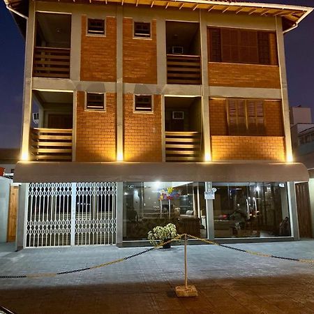 Milton Leite Suite Governador Celso Ramos Exterior foto